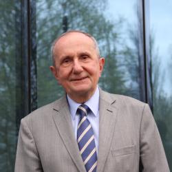 Prof. dr hab. Jerzy Cieślik